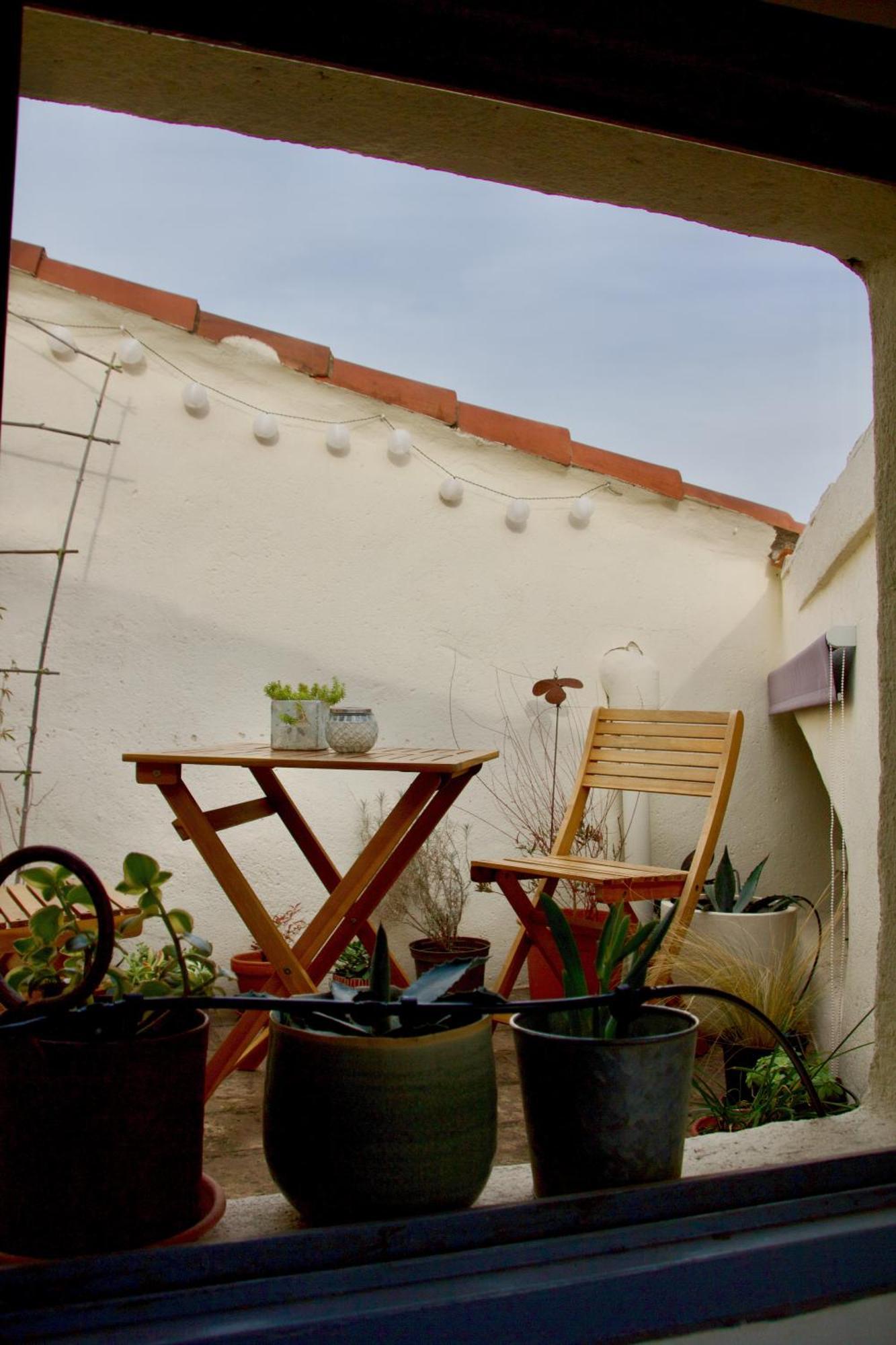 Joli Studio Avec Terrasse-Jardin Sur Les Toits, Coeur Historique Montpellier Dış mekan fotoğraf